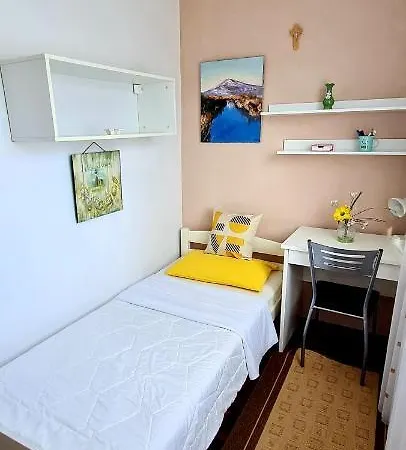 Camelia Apartman Lägenhet